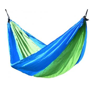 Textilní houpací síť z nylonu- měkká, pružná, háčky pro zavěšení, zelená / modrá, 275x137cm