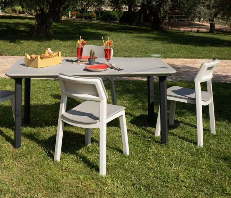 Moderní plastový stůl na terasu / zahradu, grafitově šedý, odpojitelné nohy, 147x84 cm