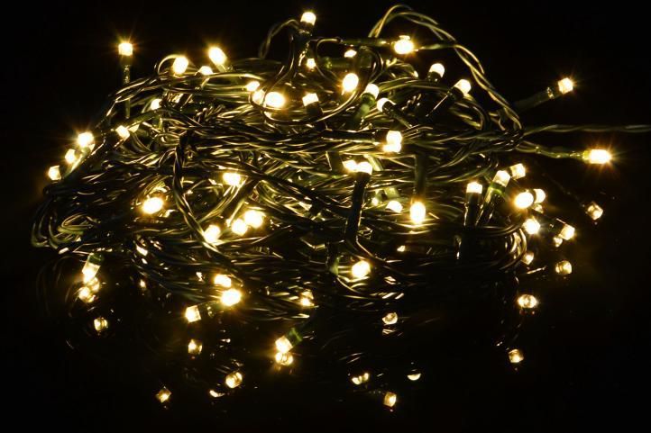 Vánoční svítící řetěz na stromeček i zahradu, venkovní / vnitřní, 400 LED, 40 m