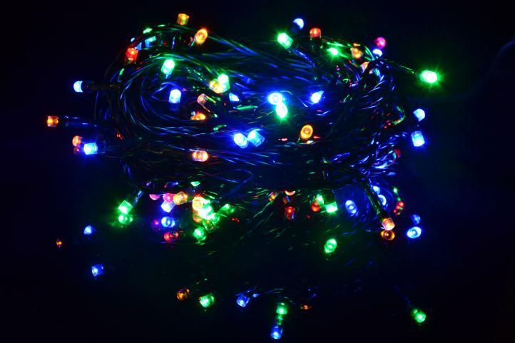 Blikající vánoční řetěz LED venkovní / vnitřní, přepínatelná barva, 9,9 m