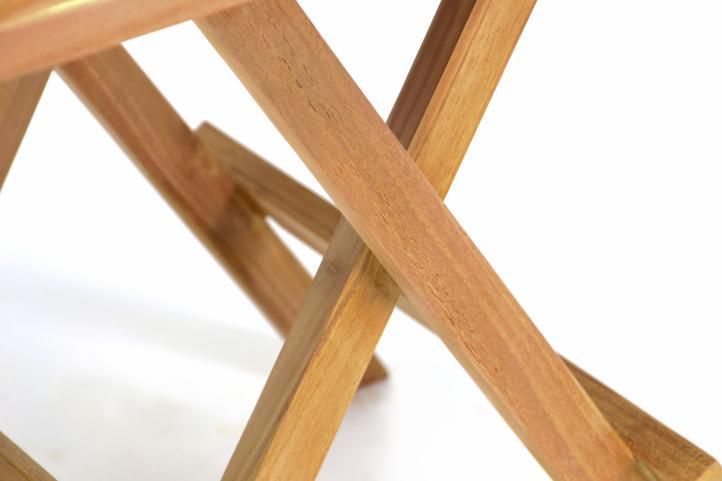 Menší dřevěný skládací stolek čtvercový, teak, 50x50 cm