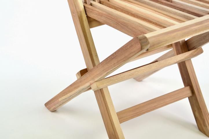 Malá dětská skládací židle na zahradu / balkon / terasu, teakové dřevo