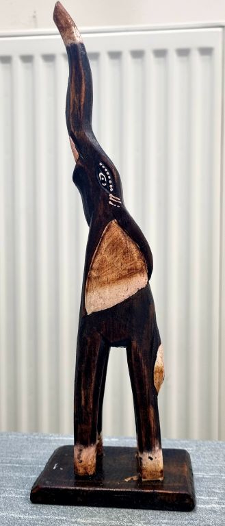 Vyřezávaná šoška slon dekorativní dřevěná, mix, 30 cm